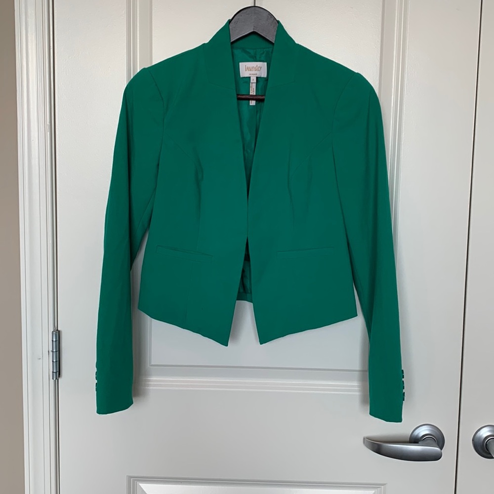 MOVING SALE - green cropped blazer